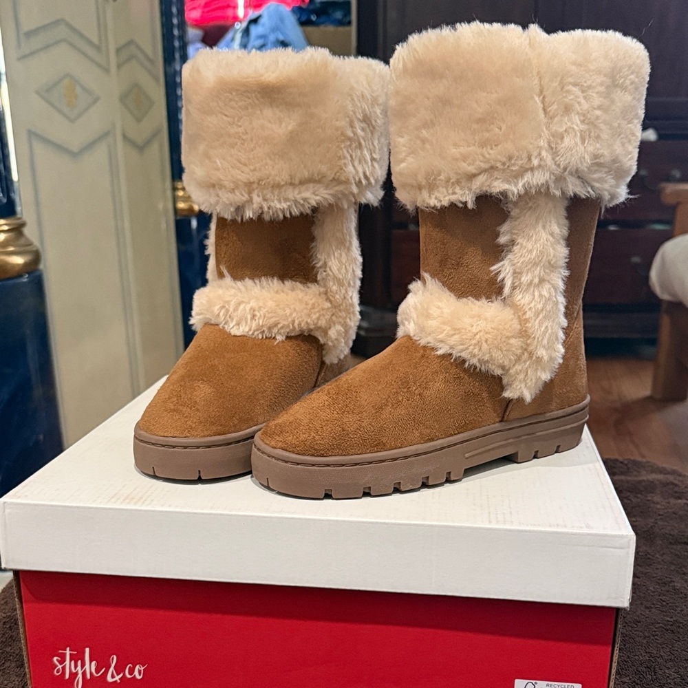Style & Co. Brown Faux Fur Boots